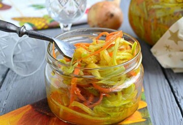 Салат з кабачків на зиму: покроковий рецепт смачної заготовки