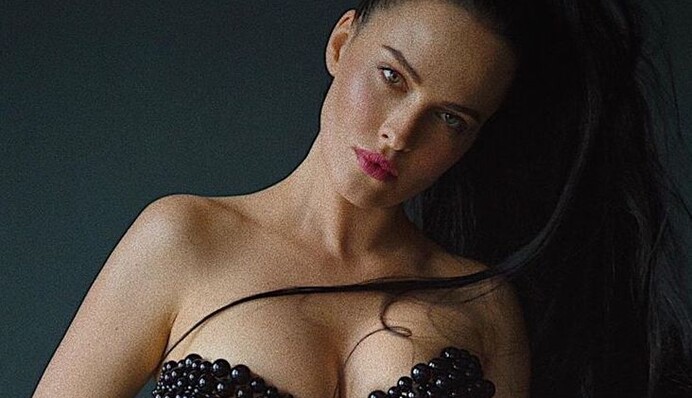 Основний інстинкт: сексуальна Астаф'єва випустила відверте відео