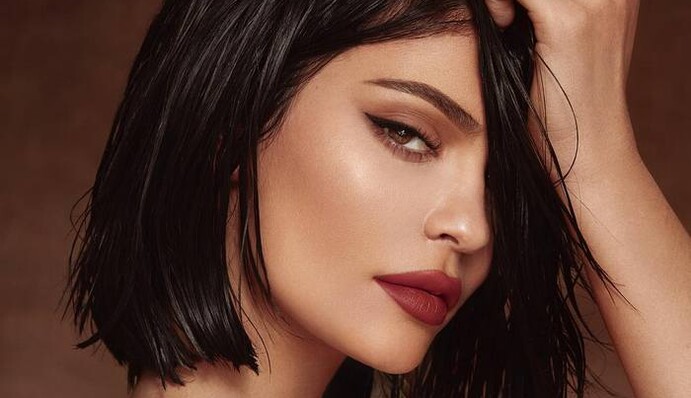 Самая молодая миллиардерша мира разделась перед камерой украинского фотографа