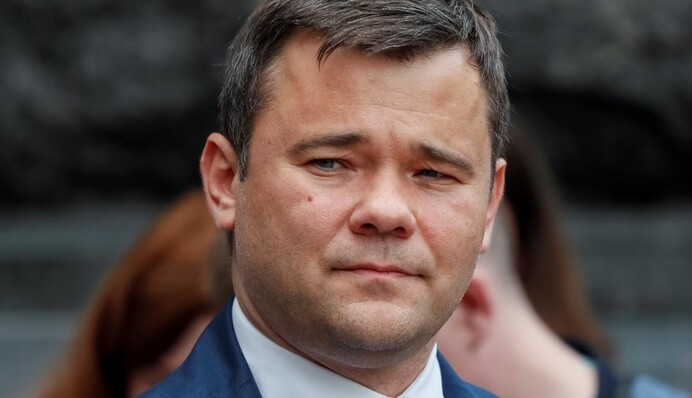 Уйти нельзя остаться: все, что известно об отставке Богдана