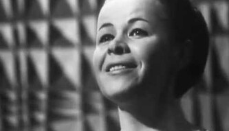 Померла відома радянська співачка родом з України: головне