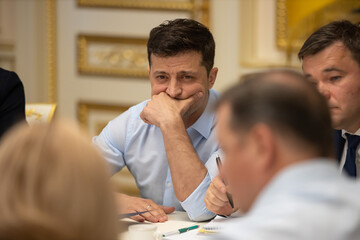 Отношения с соседями Украины: как Зеленскому не допустить новых конфликтов