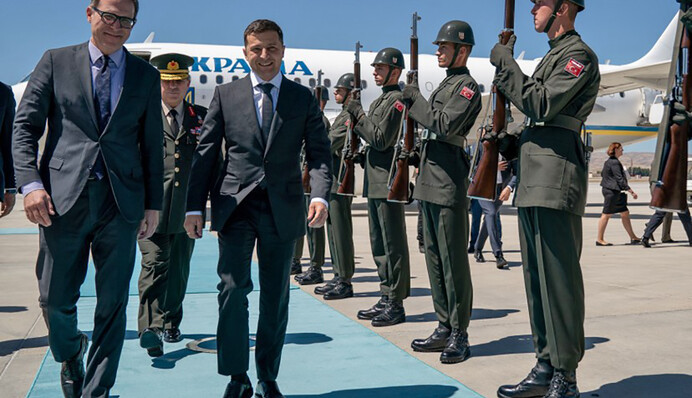 Отбить Турцию у России: чем важен визит Зеленского в Анкару