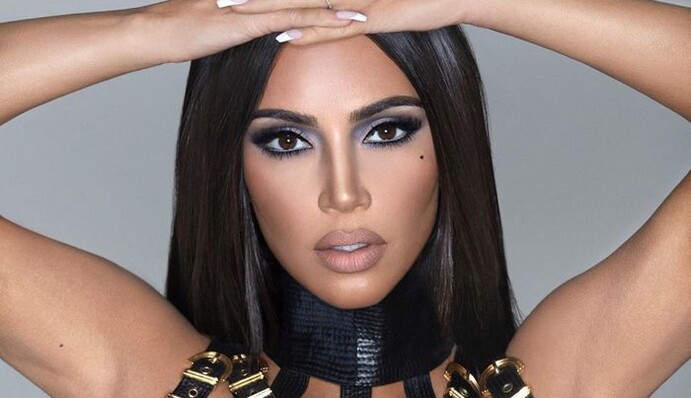 Ким Кардашьян показала, как выглядела в бурные 90-е: и это два совершенно разных человека