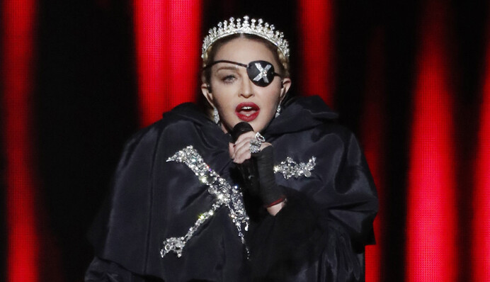 Мадонні - 61: топ 10 скандалів за участю співачки, які зробили її світовою знаменитістю