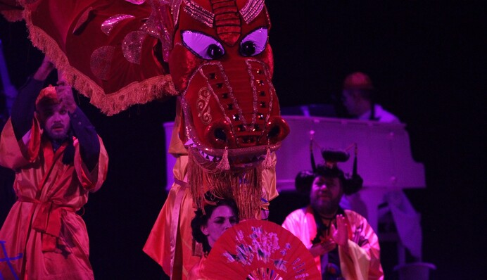 В Октябрьском дворце покажут спектакль 