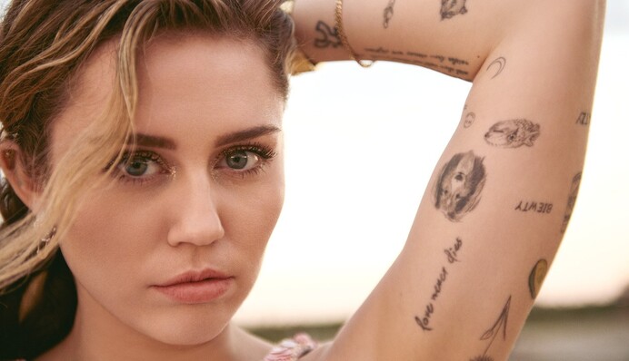 Не нужно извиняться: Мадонна защитила Майли Сайрус в шумихе из-за развода