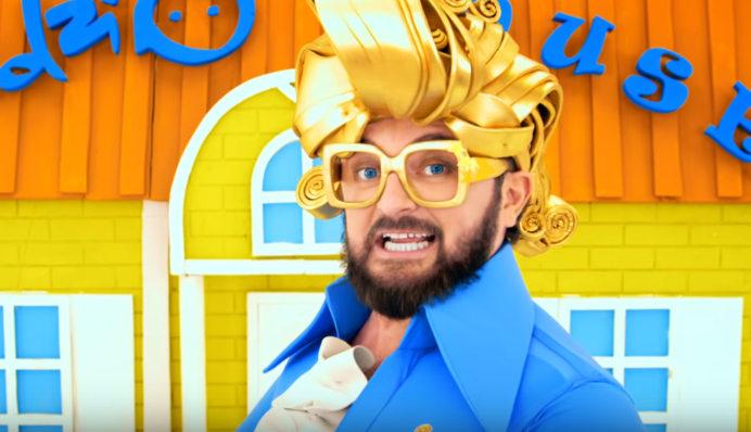 DZIDZIO выпустил забавный клип на драйвовую песню: видео