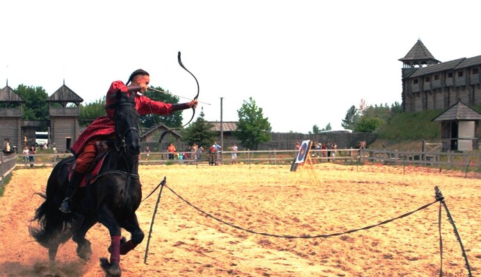 Під Києвом відбудеться турнір кінних лучників