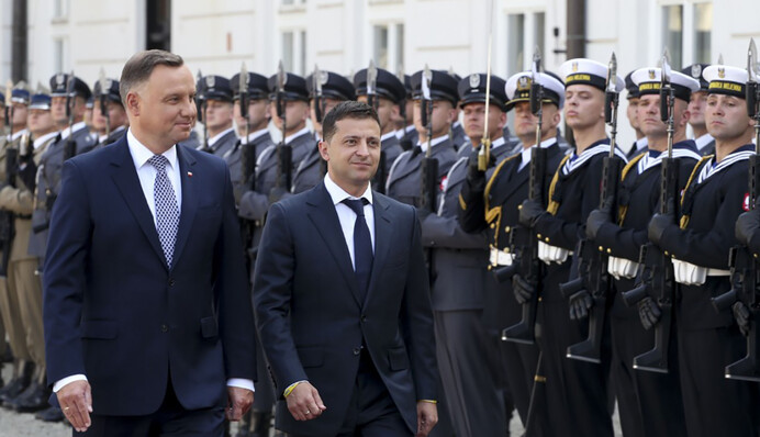 Урок истории: как духи предков помогли Зеленскому в Варшаве