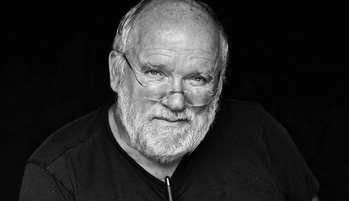 Умер знаменитый фотограф Питер Линдберг: его моделями были Кейт Мосс, Брэд Питт и Синди Кроуфорд