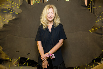 В Киеве представили уникальную мини-фабрику Ecco Leather Factory Petit