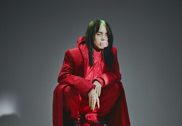 Біллі Айлиш розповіла, чому приховує груди і як змінить стиль після повноліття