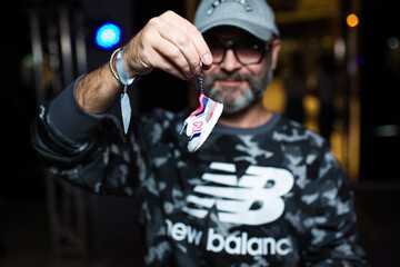 New Balance Grey Day в Києві: хто із зірок прийшов на вечірку на честь культового кольору кросівок