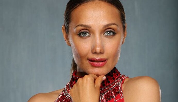 Певица Евгения Власова вспомнила, как узнала о тяжелом заболевании