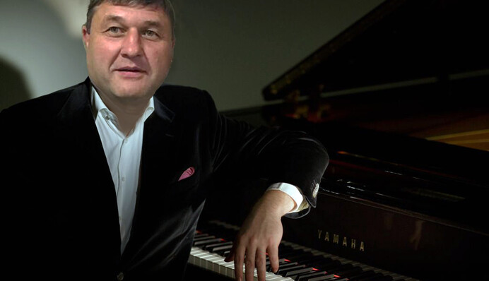 Зеленский против кнопкодавов: как будут бороться с главным позором Рады