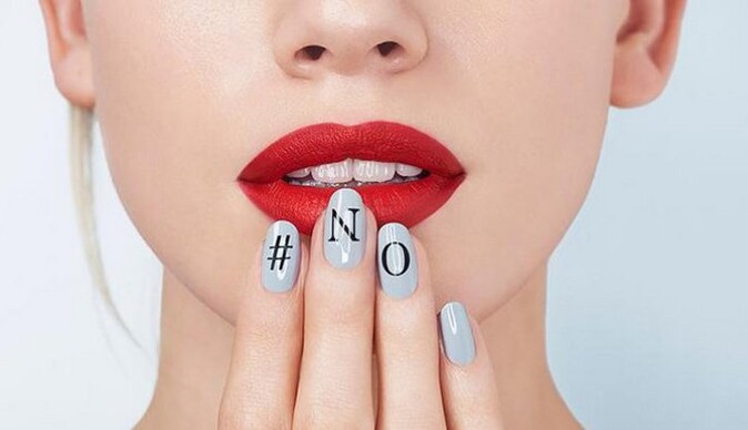 Манікюр, який не оцінять: 10 прикладів старомодного дизайну