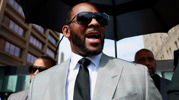 Суд видав ордер на арешт репера R. Kelly: його звинувачують у низці сексуальнх злочинів