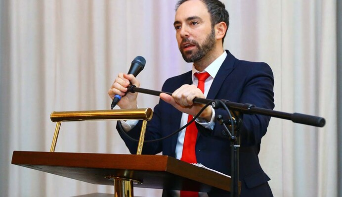 Европе нужно спасти себя, а потом думать об Украине - немецкий политик