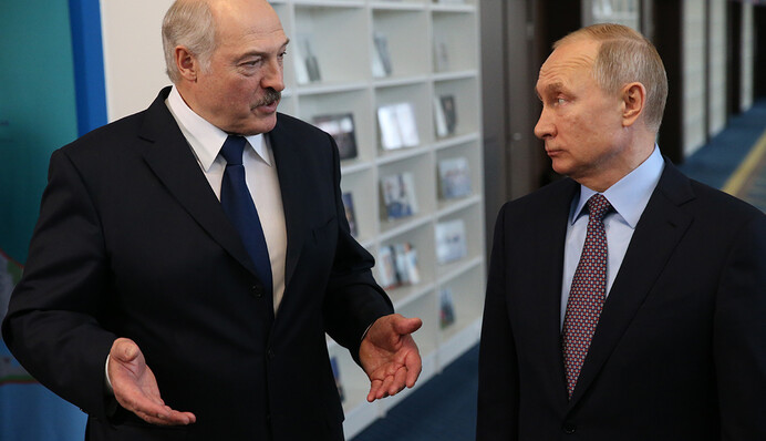 Поглинувши Білорусь, Росія зможе завдати удару по Києву - білоруський політик