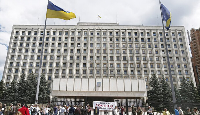 Стежками старої влади: як у Зеленського перекроїли ЦВК