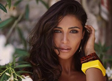 Навіть встигла поспати: українська співачка детально описала свої пологи в Монако