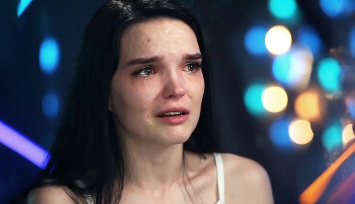 Судей X-фактора растрогала талантливая участница, у которой отняли ребенка: видео