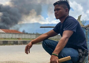 Пожежі та люди зі зброєю: команда 