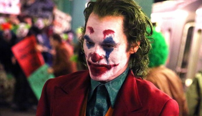 У США кіноглядачам заборонили перевдягатися в Джокера через страх масових розстрілів