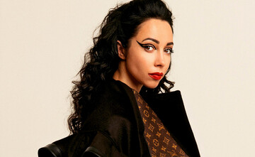 У стилі Емі Уайнхаус: Катерина Кухар з'явилася на обкладинці глянцю в незвичному образі