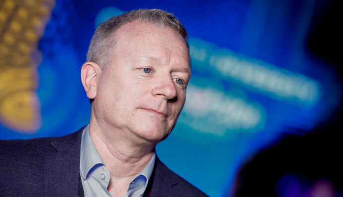 Виконавчий директор Євробачення залишає пісенний конкурс, якому присвятив 20 років