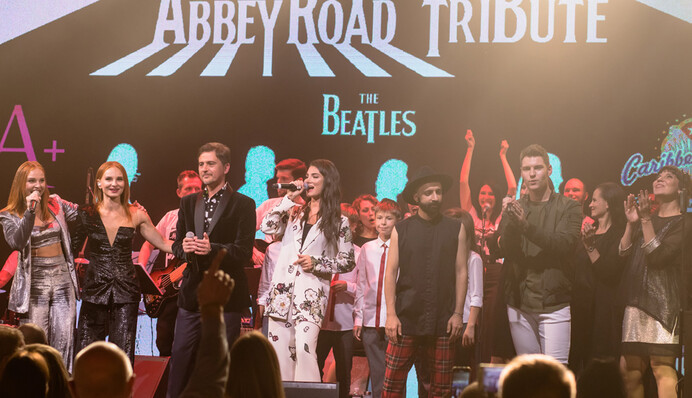 В Киеве отметили 50-летие со дня выхода лучшего альбома The Beatles: фото