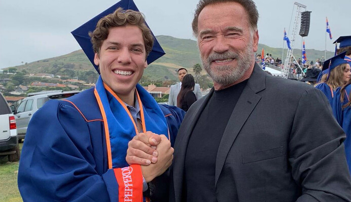 Арнольд Шварценеггер зворушливо привітав сина з днем народження і показав спільні фото