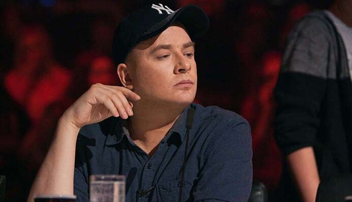 Андрей Данилко облапал участницу Х-фактора 10: видео