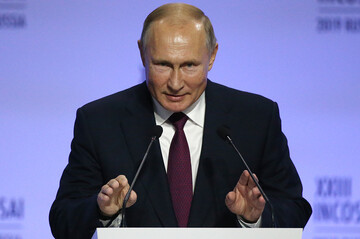 Морковка для Зеленского: можно ли верить добрым словам Путина про Украину