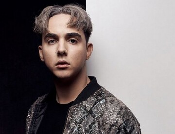 Мама з татом постаралися: MELOVIN прокоментував потрапляння до списоку найкрасивіших людей світу