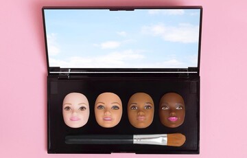 В Instagram набирають популярність абсурдні натюрморти британської художниці: ось її кращі фото