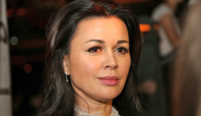 Родные больной Заворотнюк рассказали, кому не стоит доверять