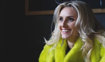 Ірина Федишин показала розкішну квартиру у Львові: колони, золото і фортепіано на кухні