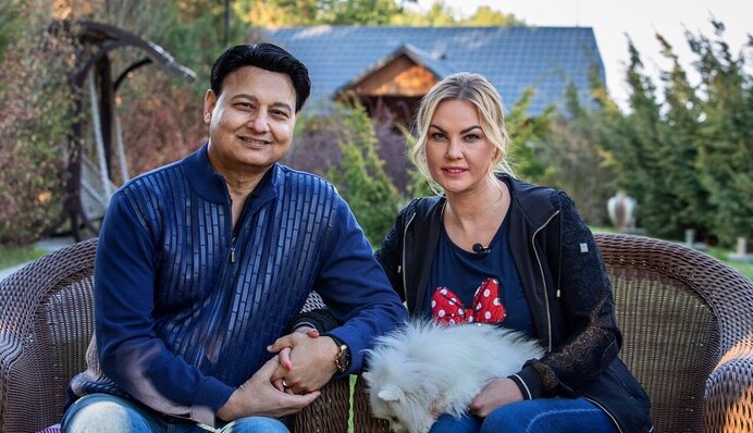 Українська співачка з чоловіком-мільярдером прикрасили обкладинку глянцю: фото