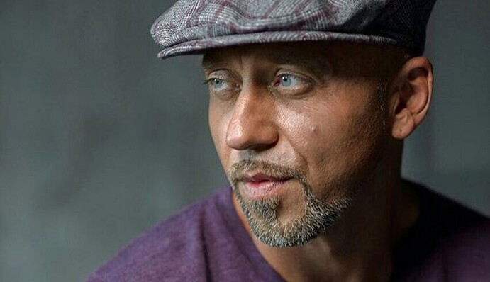 Украина - лучший вариант: известный певец рассказал, почему сменит гражданство Беларуси