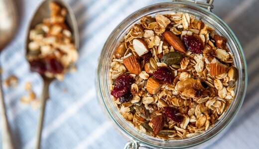 А не врет ли реклама: 7 вредных продуктов, которые называют полезными