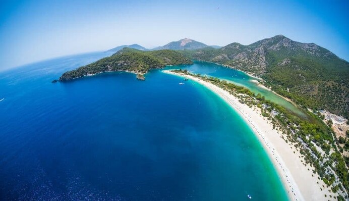 Новый год в Турции: сколько стоит отдых у моря в декабре 2019