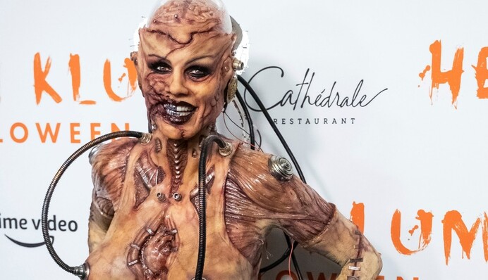 46-річна Хайді Клум шокувала публіку жахливим костюмом на Хеллоуїн