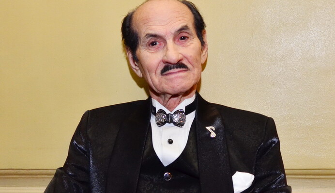 89-річний Чапкіс розповів про три шлюби і молоду кохану: їх різниця у віці - 51 рік