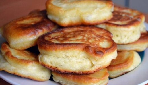 Легкі і ситні млинці на кефірі: ідеальний рецепт для сніданку