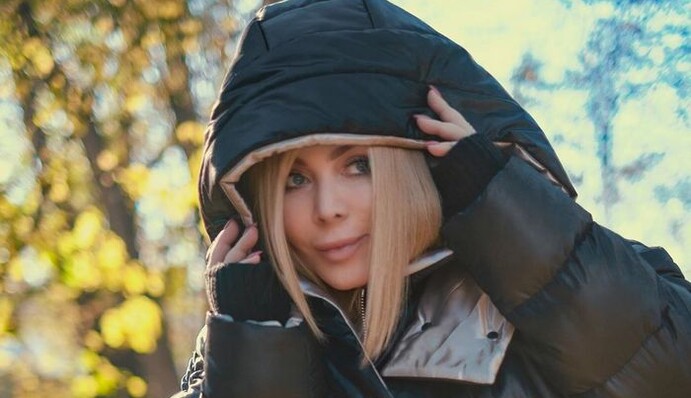 Схожа на Лесю Нікітюк: Ірину Білик на архівному фото не впізнали шанувальники