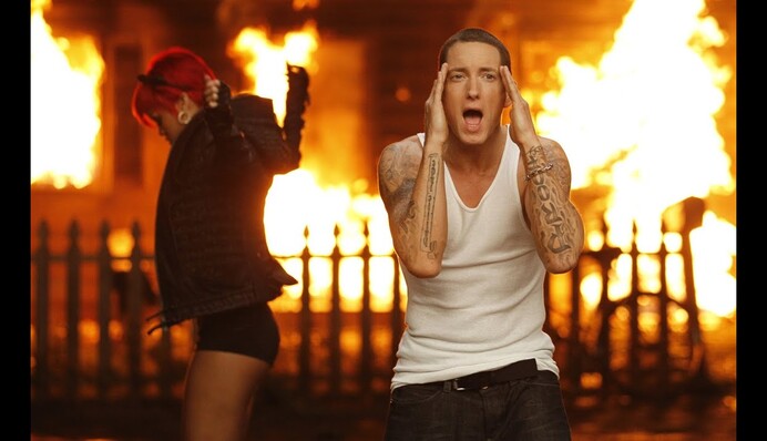 Я бы тоже ее избил: в старом треке Эминема нашли жестокие слова о Рианне