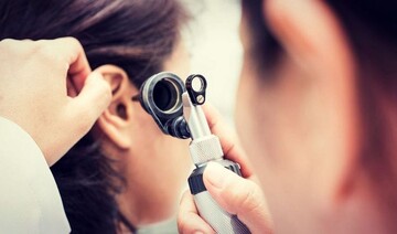 Хлопець скаржився на свербіж у вусі, але ніяк не очікував знайти там сімейство тарганів