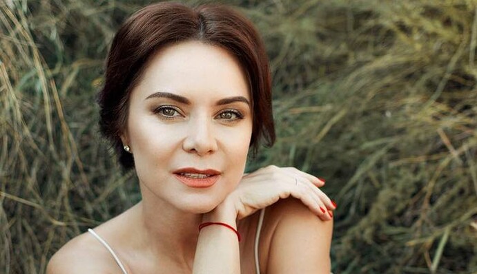 Идеальная мамочка: Лилия Подкопаева вызвала восторг у фанатов снимком с новорожденной дочерью